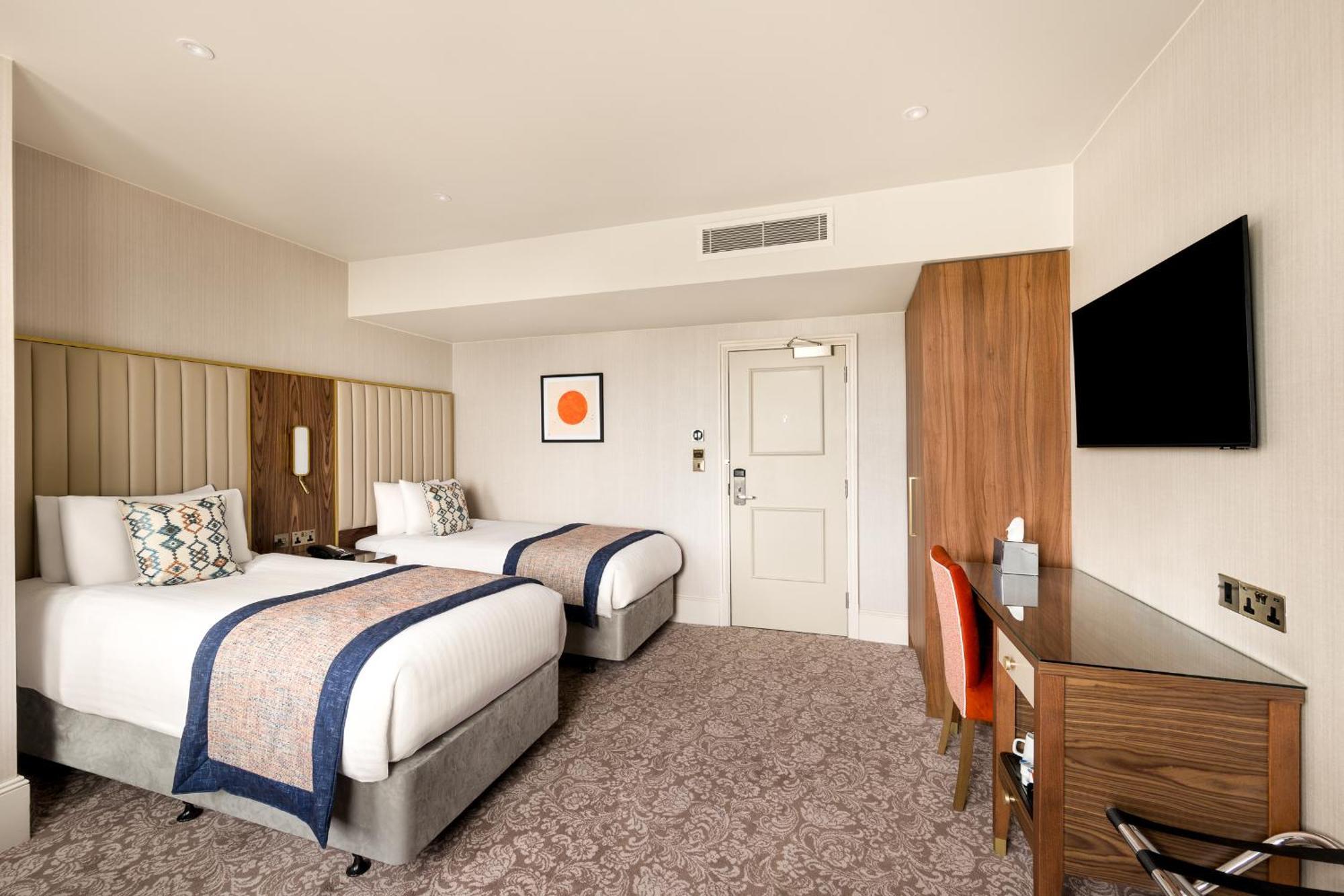 فندق Voco The Clifton Folkestone By Ihg المظهر الخارجي الصورة